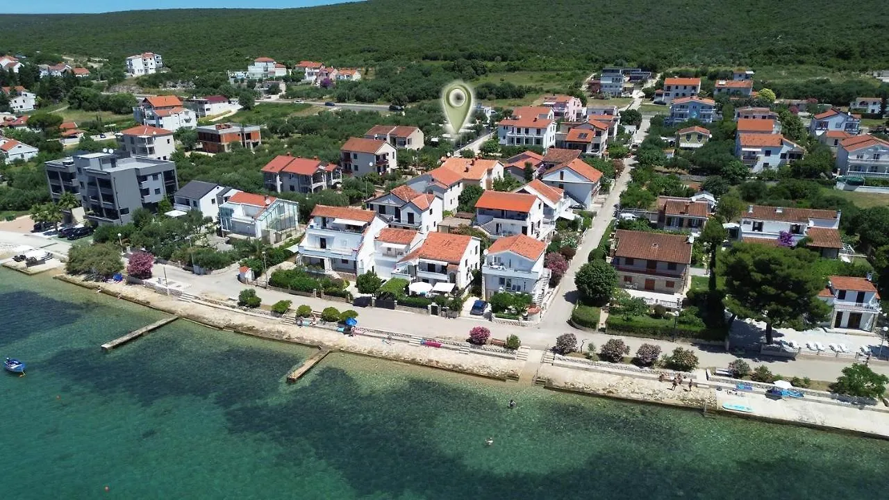 Innova Travelvir Mobhome Eli Sveti Petar  Campsite Sveti Petar (Zadar)